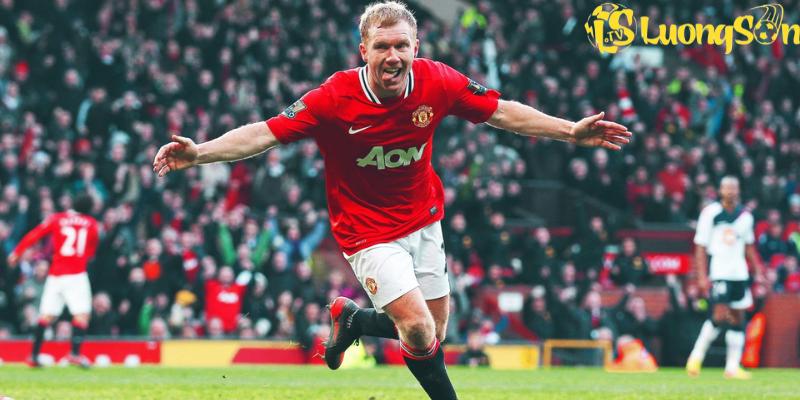 Tiền vệ Paul Scholes thể hiện sự chuyên nghiệp trong phong cách chơi